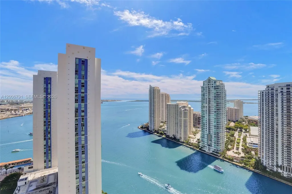 300 S Biscayne Boulevard Miami FL 33131
