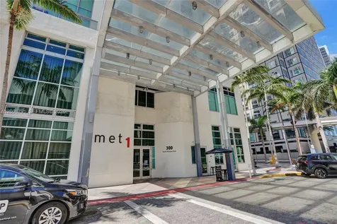 300 S Biscayne Boulevard Miami FL 33131