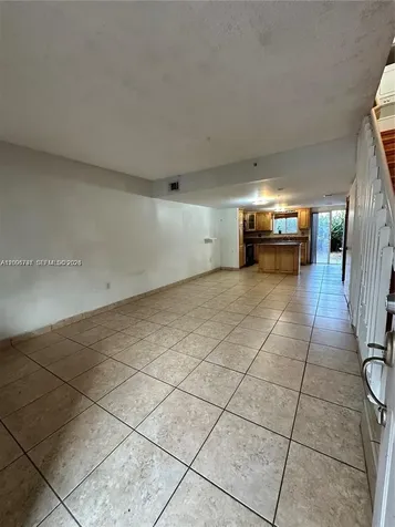 551 NW 82nd Avenue Miami FL 33126