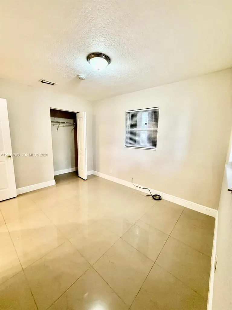525 NW 15th Terrace Fort Lauderdale FL 33311
