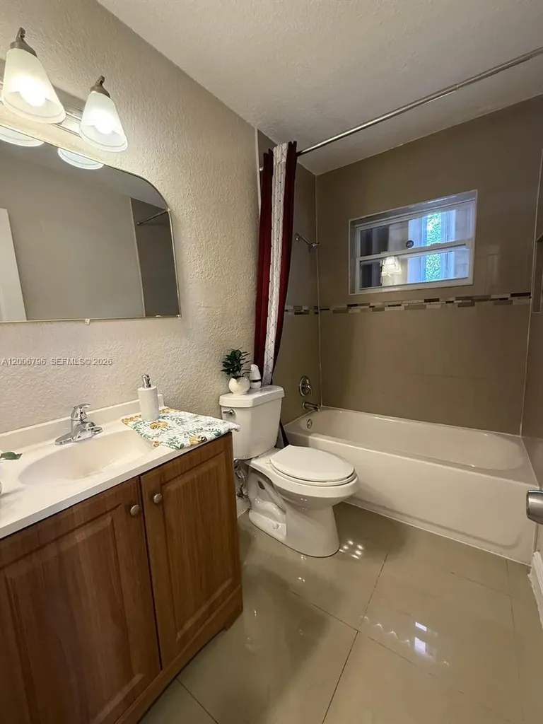 525 NW 15th Terrace Fort Lauderdale FL 33311
