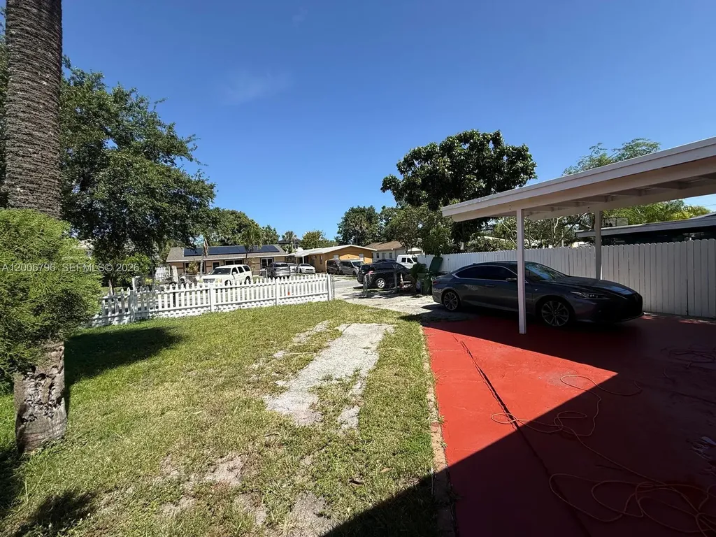 525 NW 15th Terrace Fort Lauderdale FL 33311