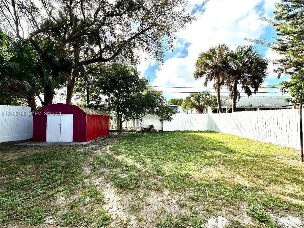 525 NW 15th Terrace Fort Lauderdale FL 33311