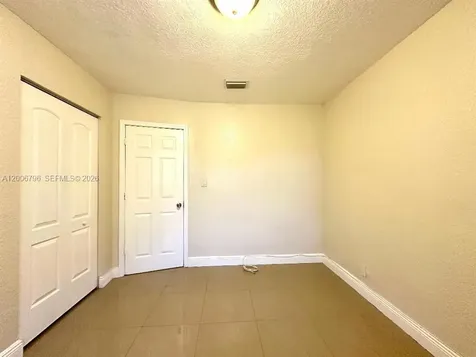 525 NW 15th Terrace Fort Lauderdale FL 33311