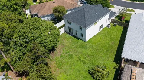 6140 Azalea Circle West Palm Beach FL 33415