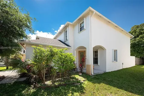 6140 Azalea Circle West Palm Beach FL 33415