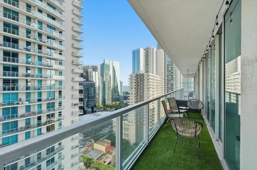 1111 SW 1st Avenue Miami FL 33130