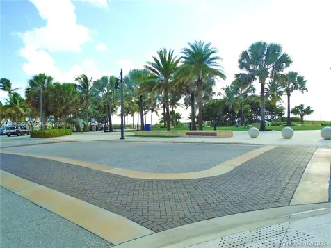 400 N Riverside Drive Pompano Beach FL 33062