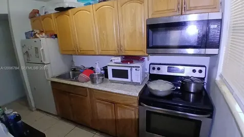 948 NW 14th Court Fort Lauderdale FL 33311