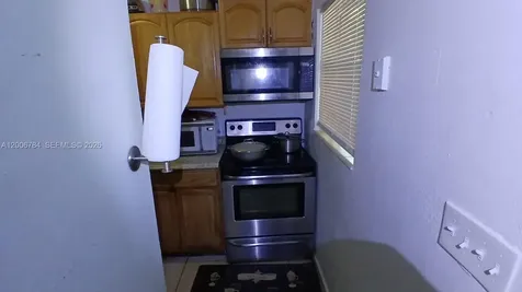 948 NW 14th Court Fort Lauderdale FL 33311