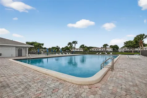 10431 NW 3rd Street Pembroke Pines FL 33026