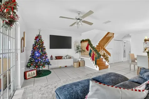 10431 NW 3rd Street Pembroke Pines FL 33026