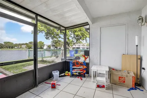 10431 NW 3rd Street Pembroke Pines FL 33026