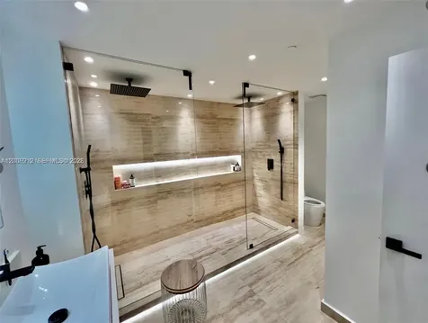 3340 NE 190th Street Aventura FL 33180