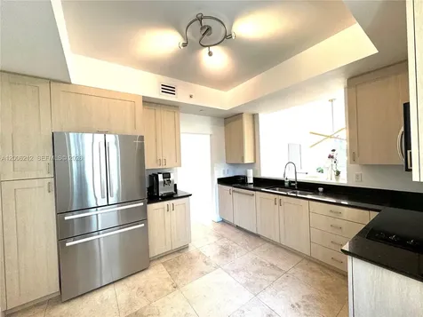 3340 NE 190th Street Aventura FL 33180
