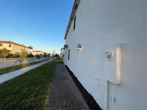 23011 SW 131st Avenue Miami FL 33170