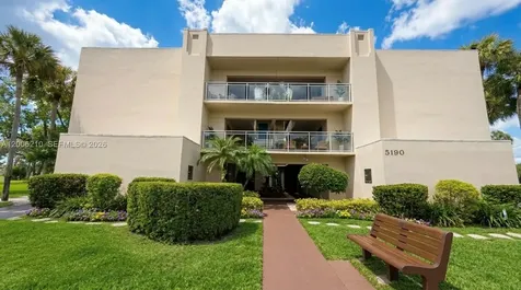 5190 Las Verdes Circle Delray Beach FL 33484