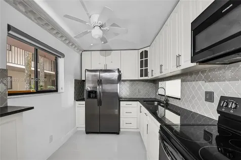 5190 Las Verdes Circle Delray Beach FL 33484