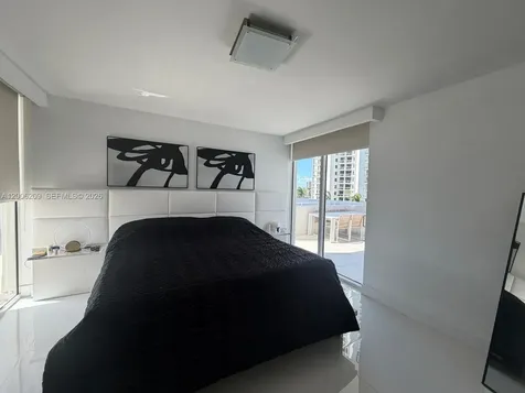 19400 Turnberry Way Aventura FL 33180