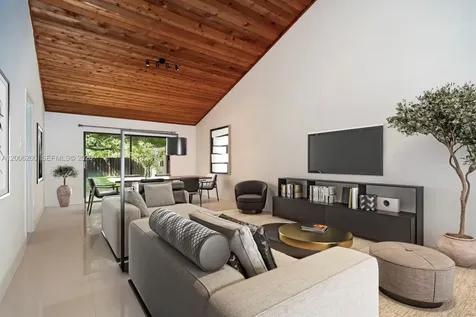 2911 N 33rd Terrace Hollywood FL 33021