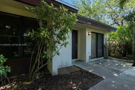 2911 N 33rd Terrace Hollywood FL 33021