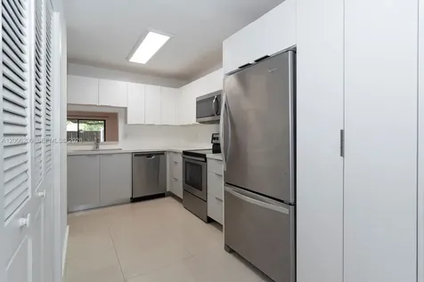 2911 N 33rd Terrace Hollywood FL 33021