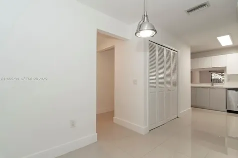 2911 N 33rd Terrace Hollywood FL 33021