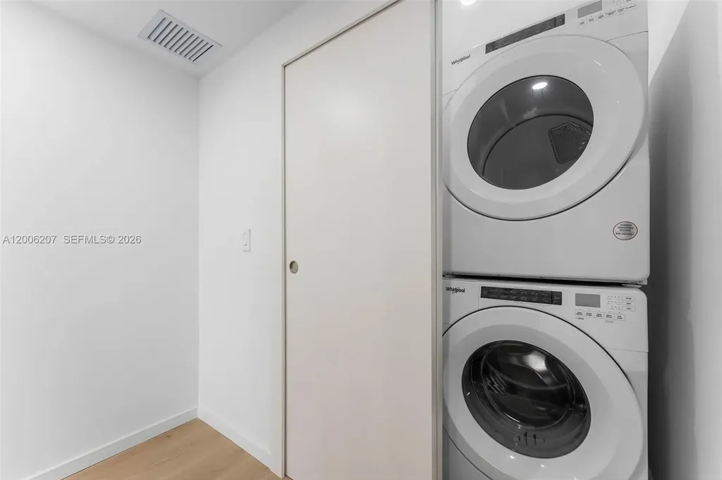 824 SE 12th Court Fort Lauderdale FL 33316