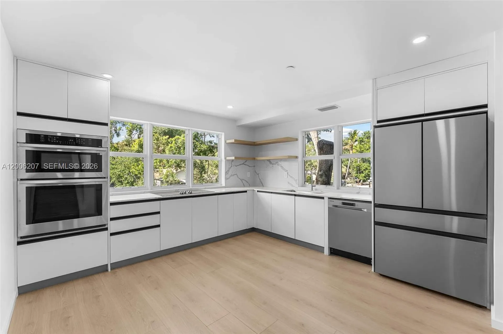 824 SE 12th Court Fort Lauderdale FL 33316