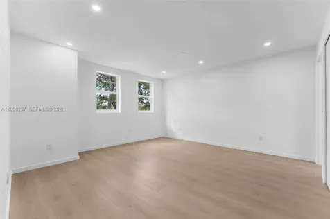 824 SE 12th Court Fort Lauderdale FL 33316