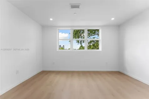 824 SE 12th Court Fort Lauderdale FL 33316