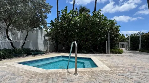 6515 Collins Avenue Miami Beach FL 33141