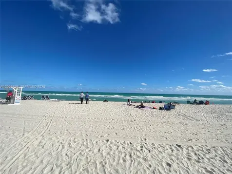 6515 Collins Avenue Miami Beach FL 33141