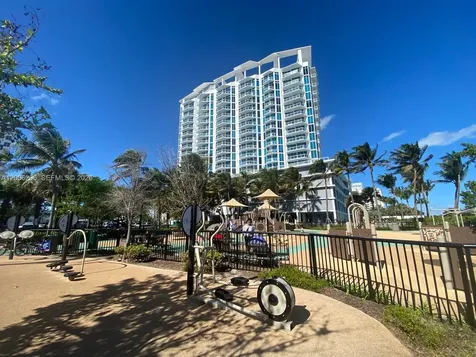 6515 Collins Avenue Miami Beach FL 33141