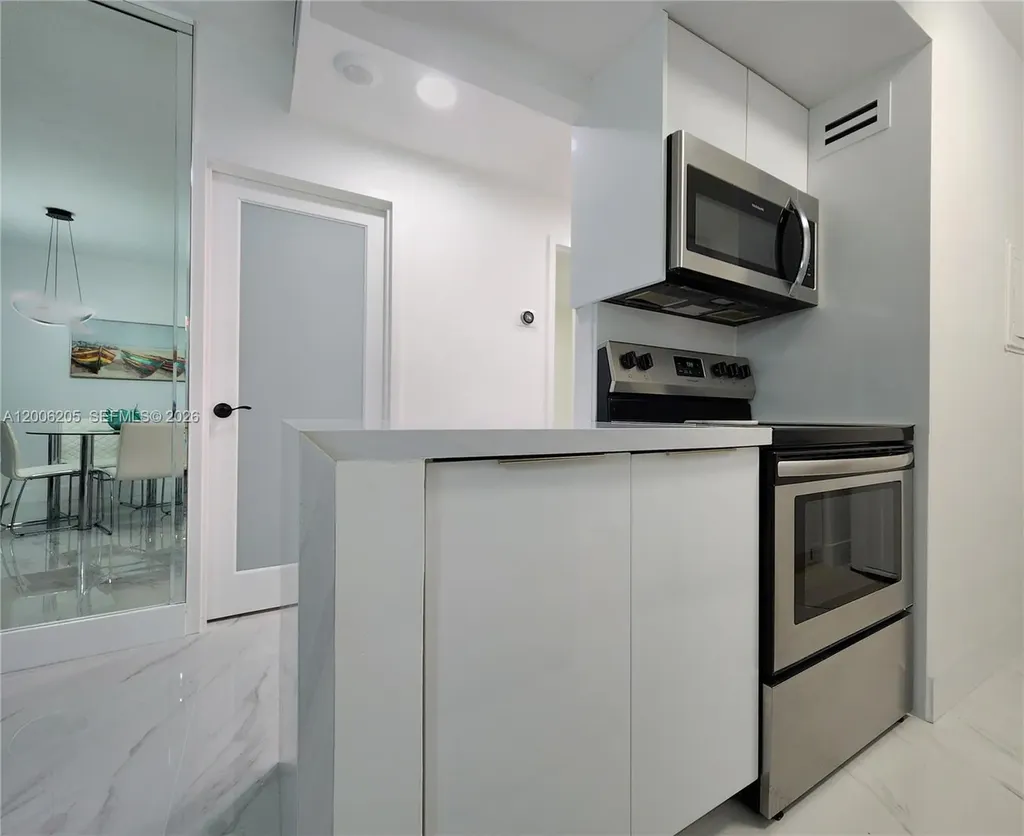 3505 S Ocean Drive Hollywood FL 33019