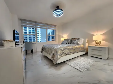 3505 S Ocean Drive Hollywood FL 33019