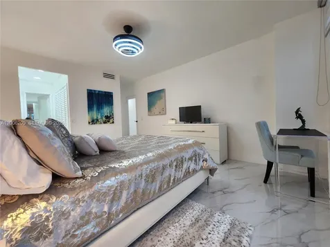 3505 S Ocean Drive Hollywood FL 33019