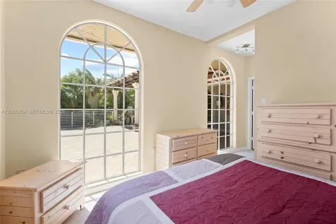 37 Fort Royal Island Fort Lauderdale FL 33308