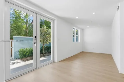 824 SE 12th Court Fort Lauderdale FL 33316