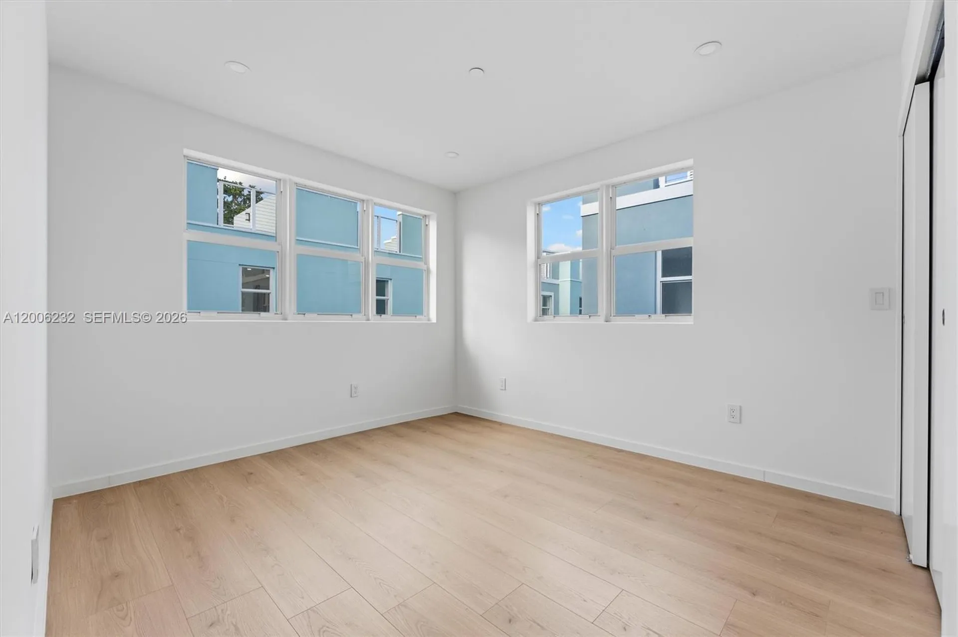 824 SE 12th Court Fort Lauderdale FL 33316