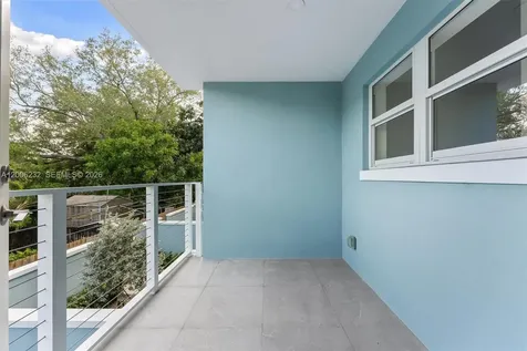 824 SE 12th Court Fort Lauderdale FL 33316