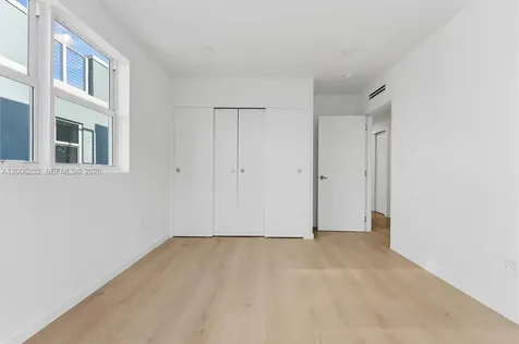 824 SE 12th Court Fort Lauderdale FL 33316