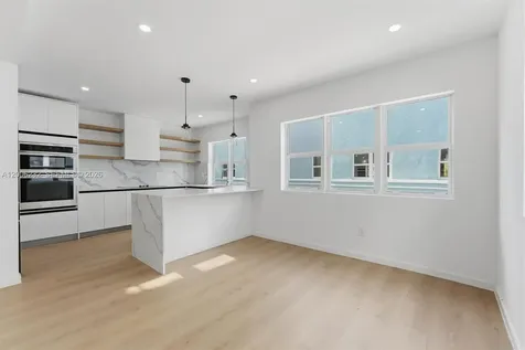 824 SE 12th Court Fort Lauderdale FL 33316