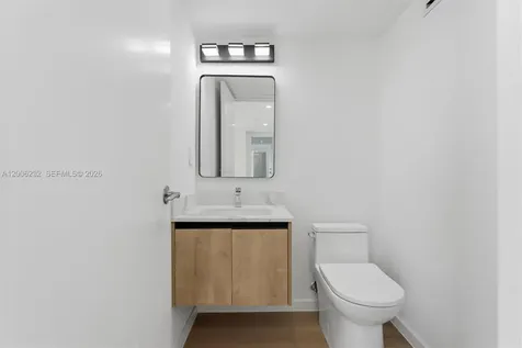 824 SE 12th Court Fort Lauderdale FL 33316