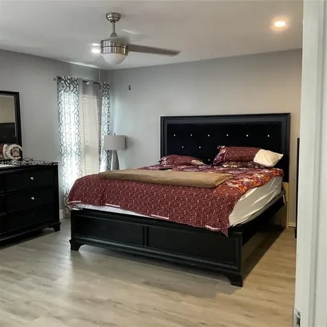 1903 Binnacle Kissimmee FL 34744
