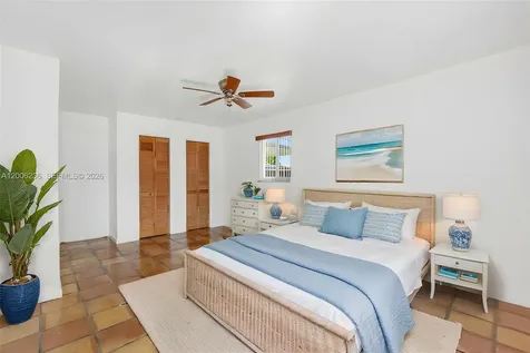 9625 SW 47th Street Miami FL 33165