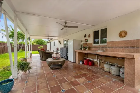 9625 SW 47th Street Miami FL 33165