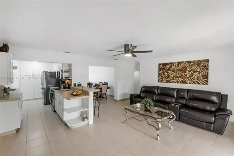 9625 SW 47th Street Miami FL 33165