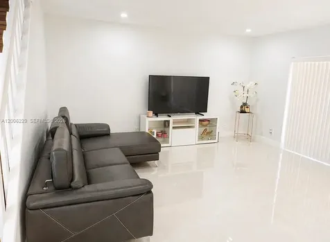 8224 NW 9th Court Plantation FL 33324