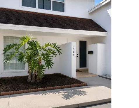 1368 Seaview North Lauderdale FL 33068